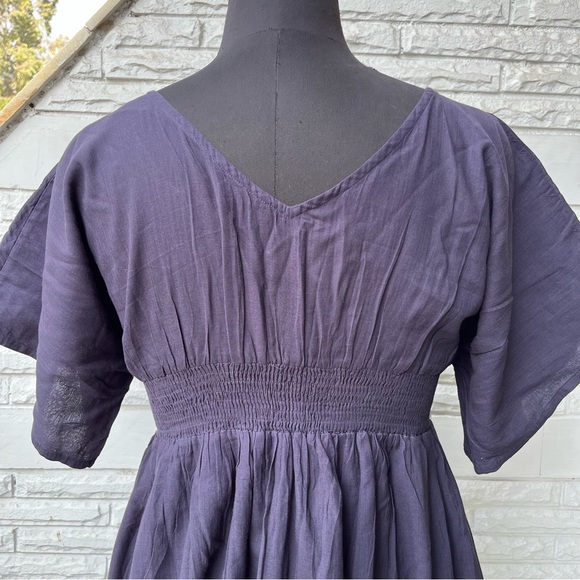 SOLD ❌ Navy Blue Dress with White Embroidery - Picture 7 of 8